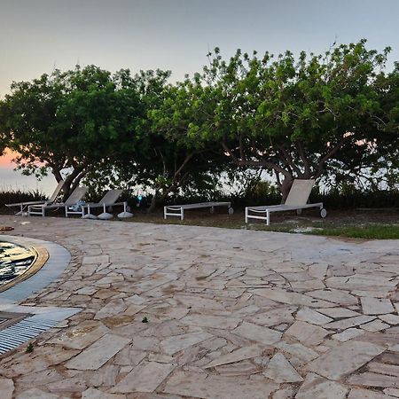 Serena Vacation Home Pomos Eksteriør billede