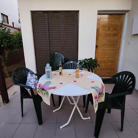 Serena Vacation Home Pomos Eksteriør billede