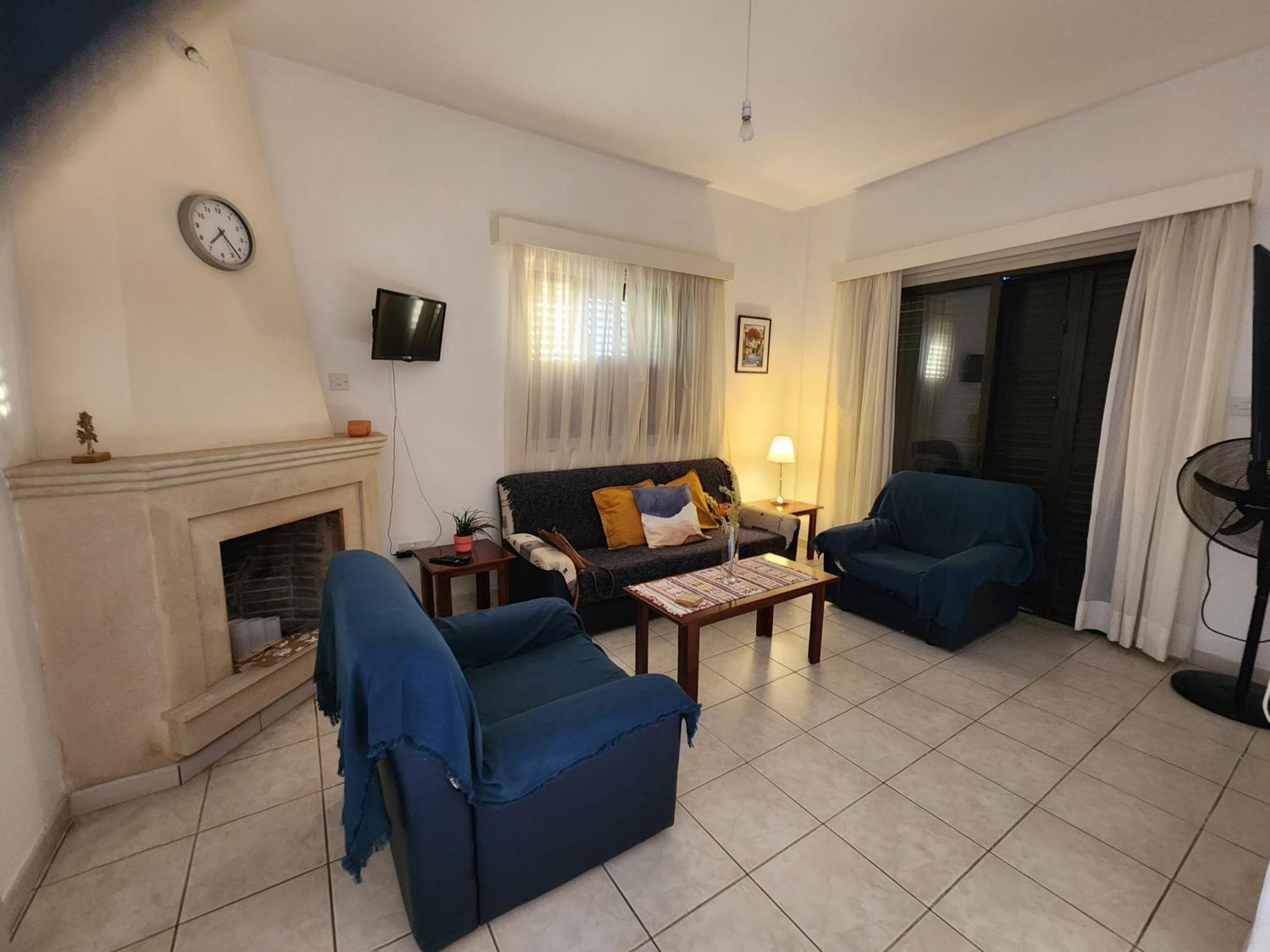 Serena Vacation Home Pomos Eksteriør billede